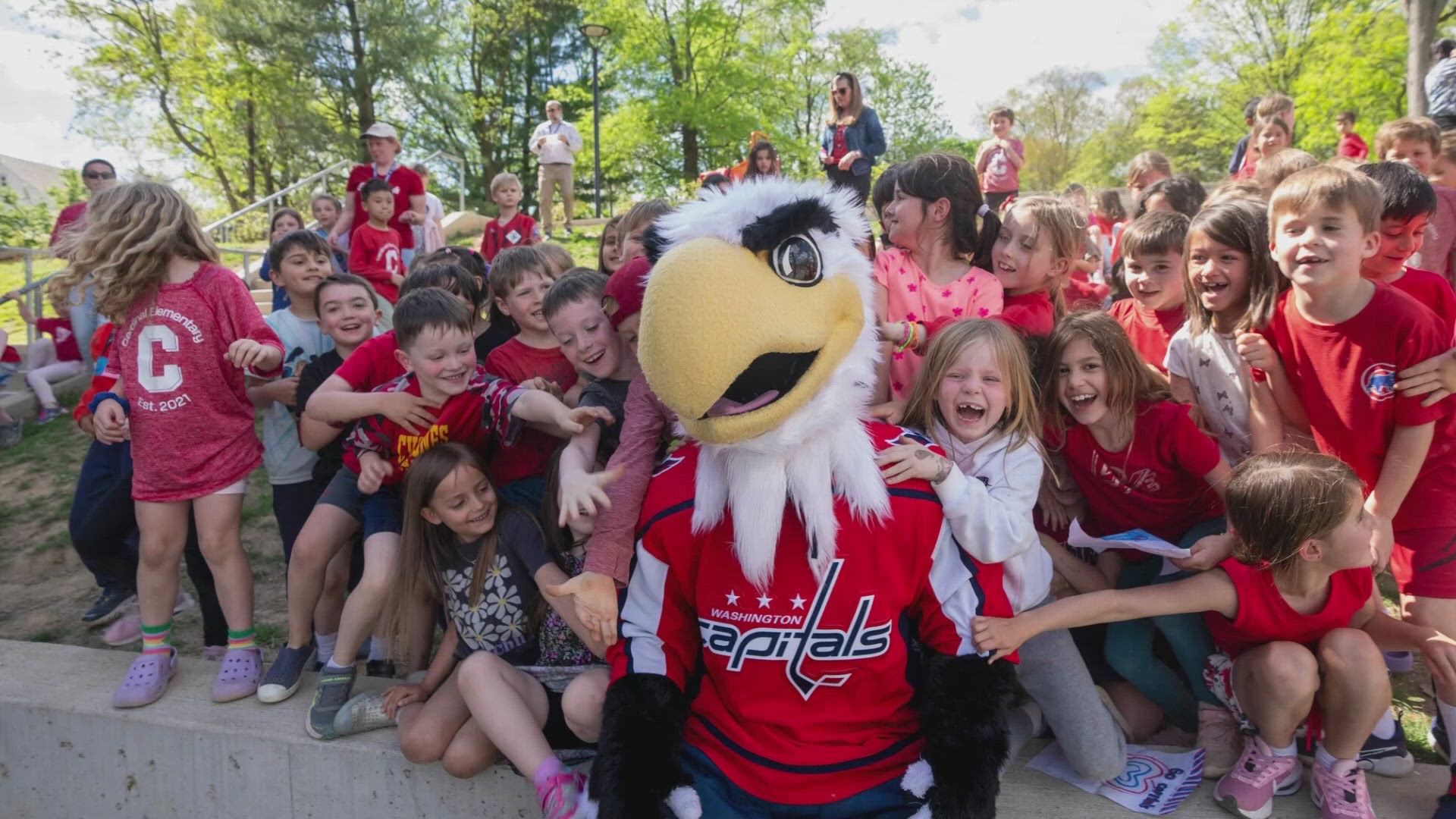 The clinic served as a pep rally of sorts at the Caps look to continue their playoff run.