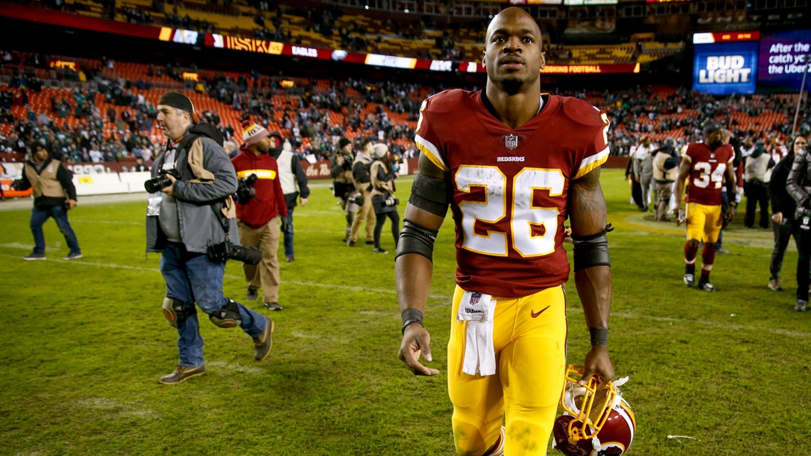 Redskins re-sign Adrian Peterson to two-year deal