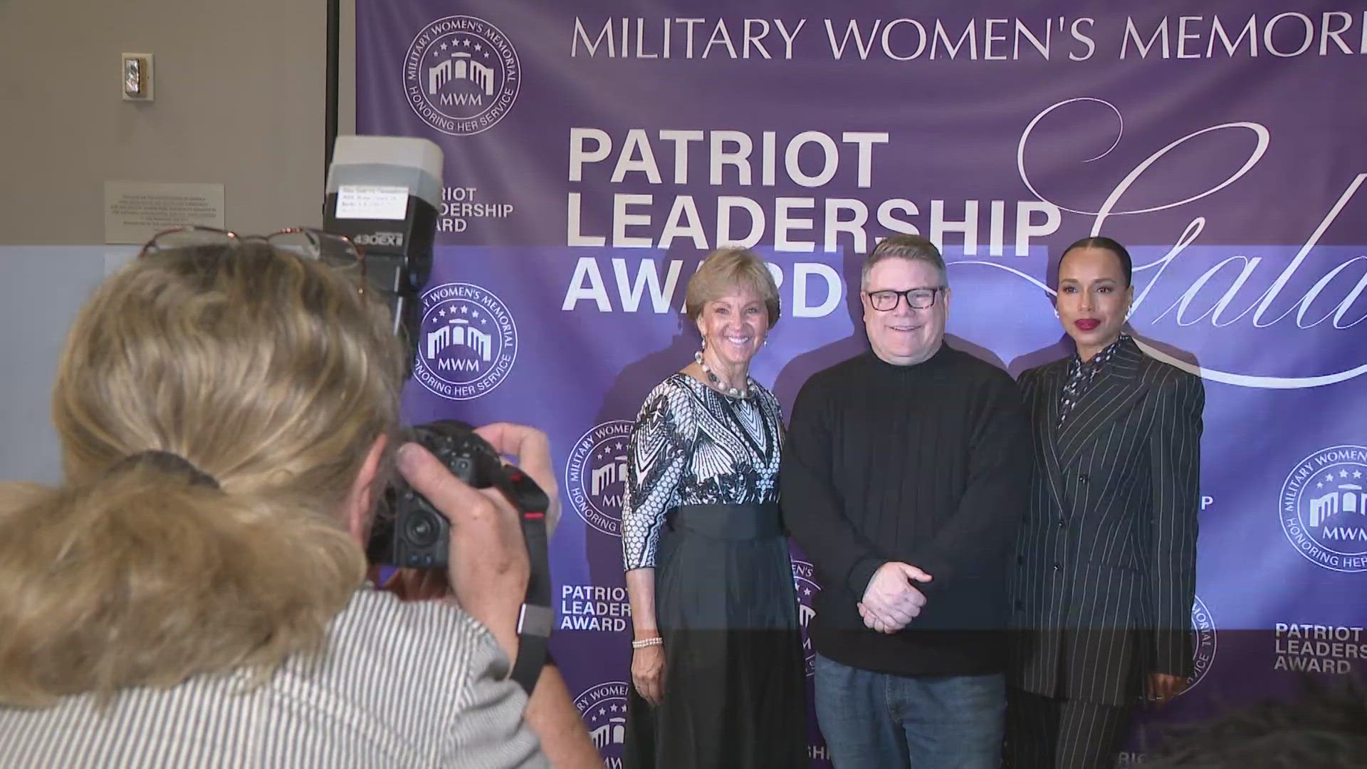 Washington and Astin brought their star power to a night celebrating military women.