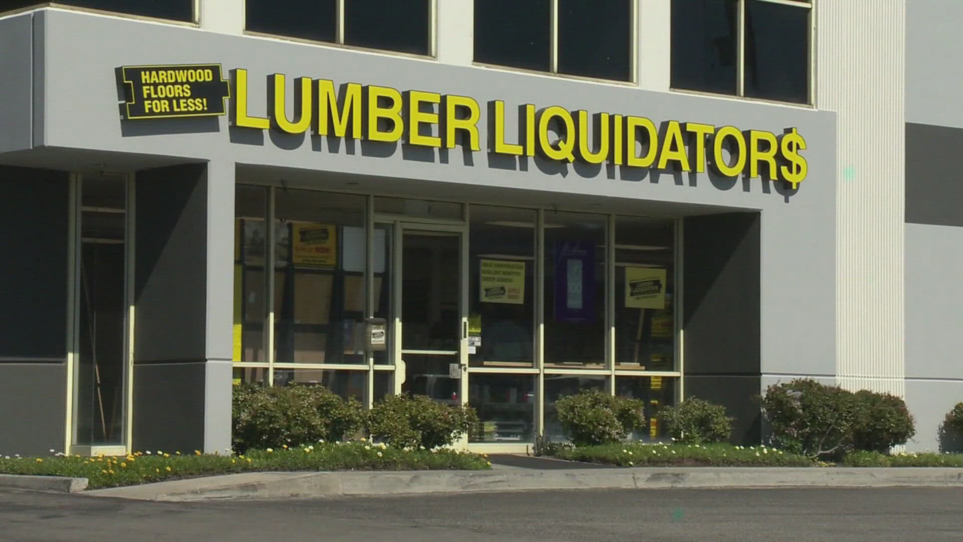 The flooring company said it was negotiating with several potential buyers interested in purchasing the business. The list of closing stores covers 31 states.