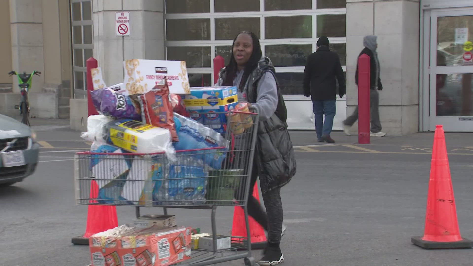 DMV residents stocking up ahead of storm | wusa9.com