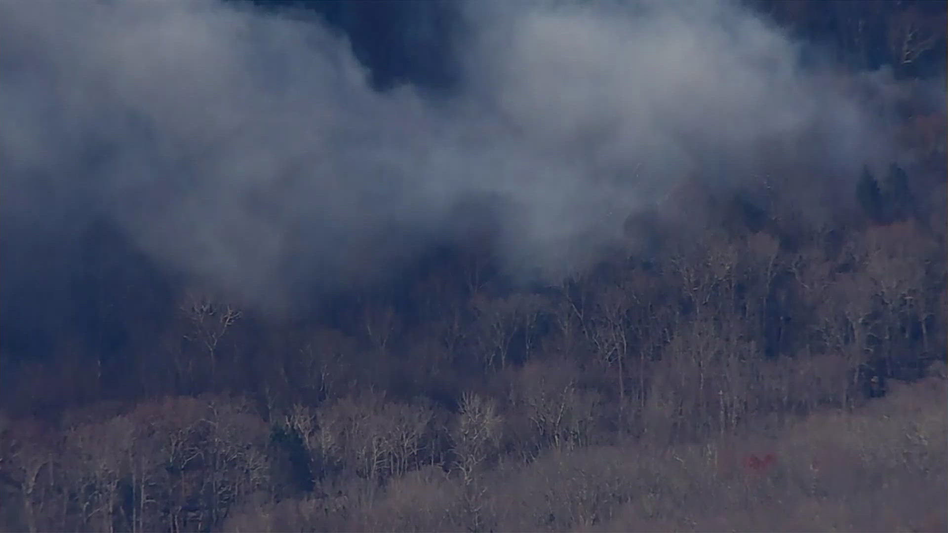 Officials directed some Warwick, Orange County residents to evacuate Saturday as the Jennings Creek wildfire threatened the area.