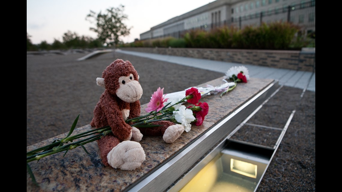 Photos National 911 Pentagon Memorial 2530