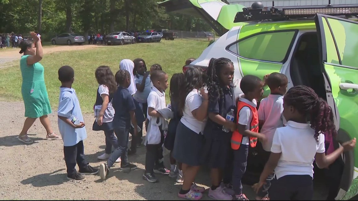 ECO9 visits Glenn Dale Elementary School in Maryland