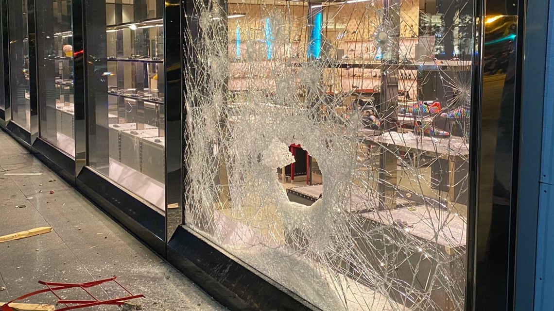 Luxury Stores in D.C. & L.A. Board Up Boutiques, Anticipate Looting