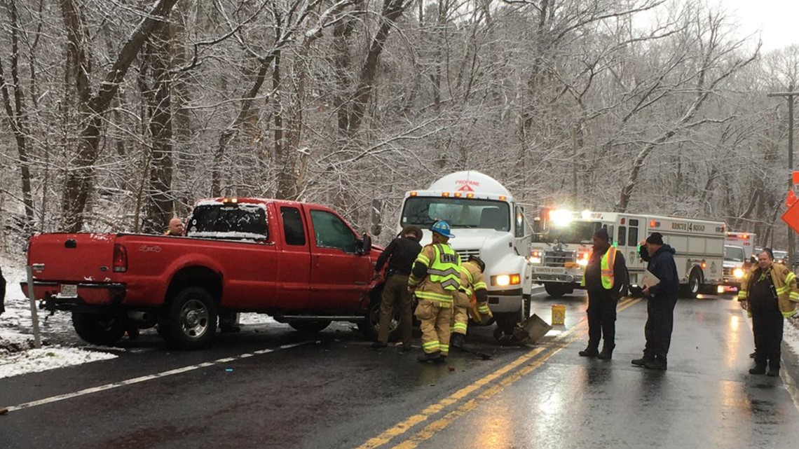 Crash shuts down MD 28 in Frederick County