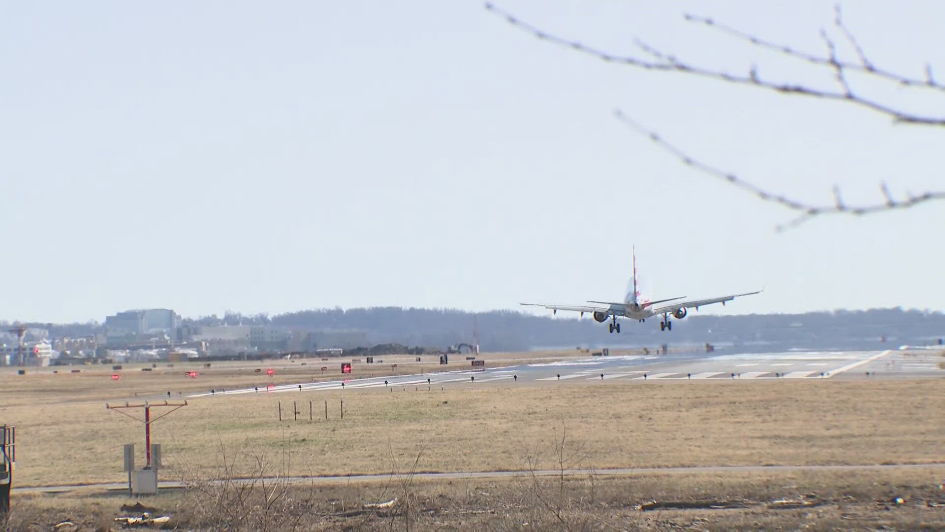NTSB updates on DCA crash investigation and safety recommendations ...