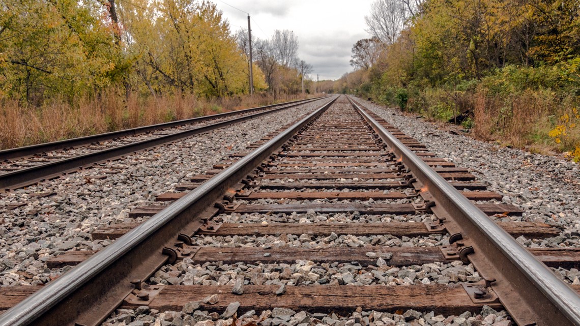 Woman arrested for DUI after crashing car on railroad tracks | wusa9.com