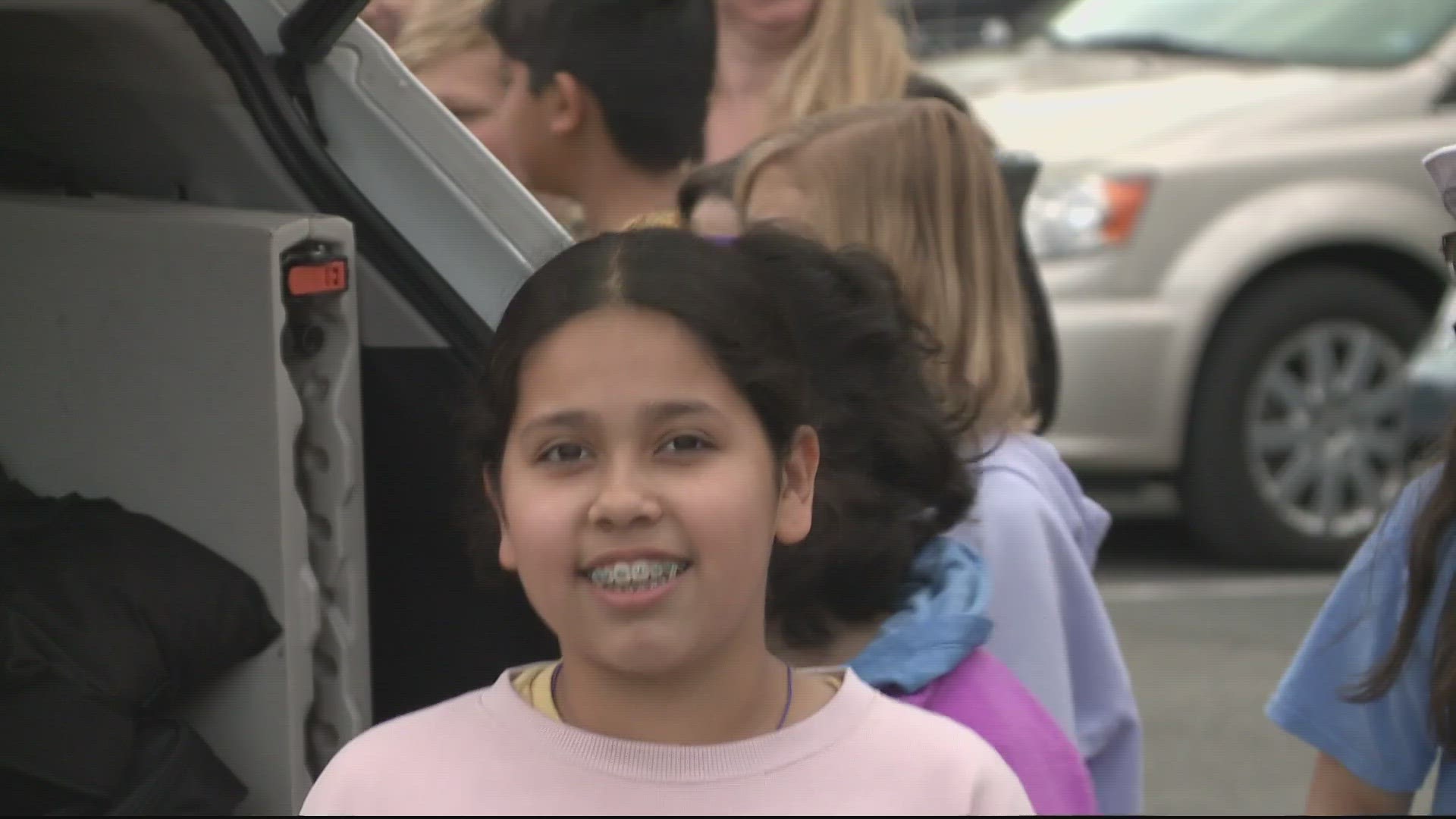 WUSA9 visits Stratford Landing Elementary School in Alexandria