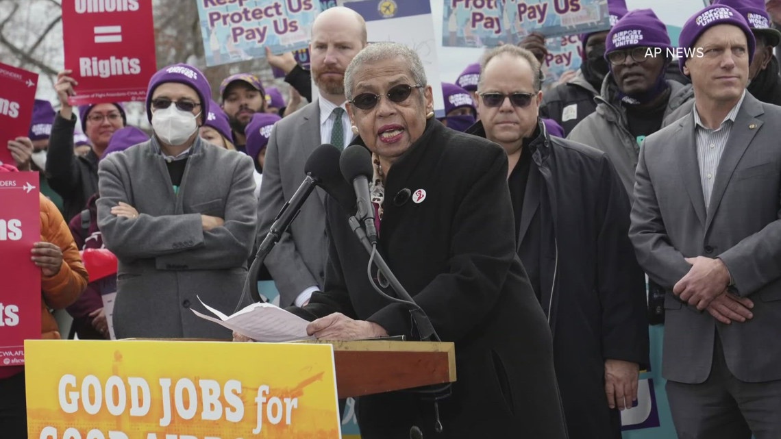 A bill to award the first African American U.S. Navy officers reintroduced