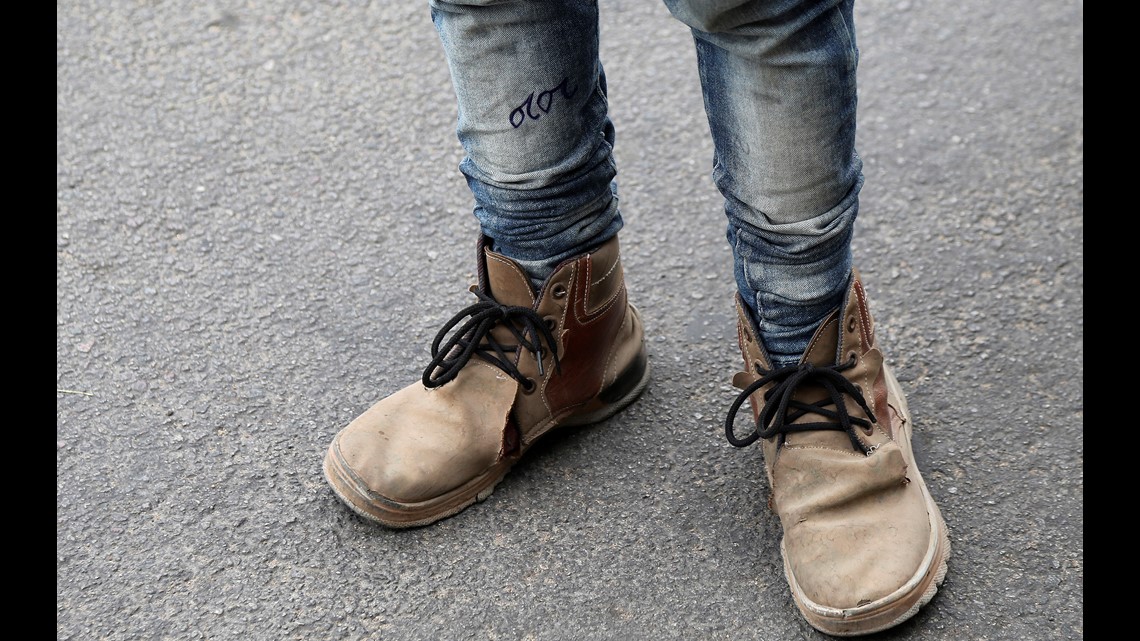 COVID19 lives on the soles of shoes