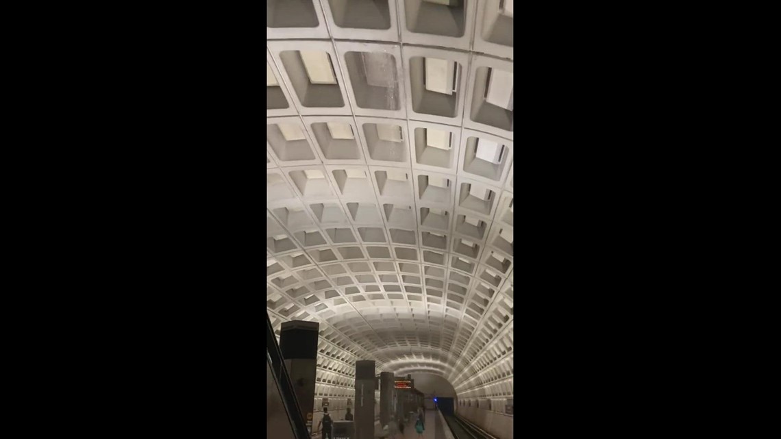 WMATA flooding at S Capitol Station