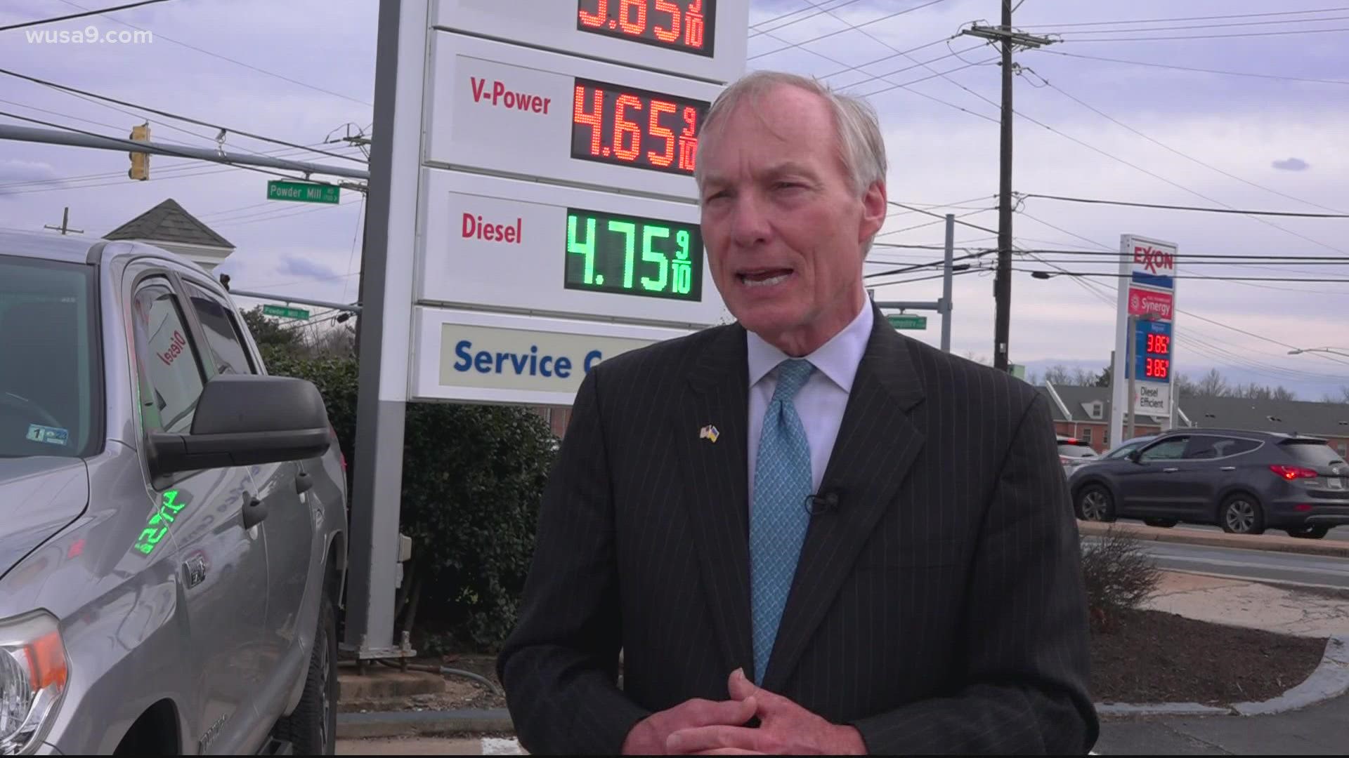 Gas prices start to decrease in Maryland.