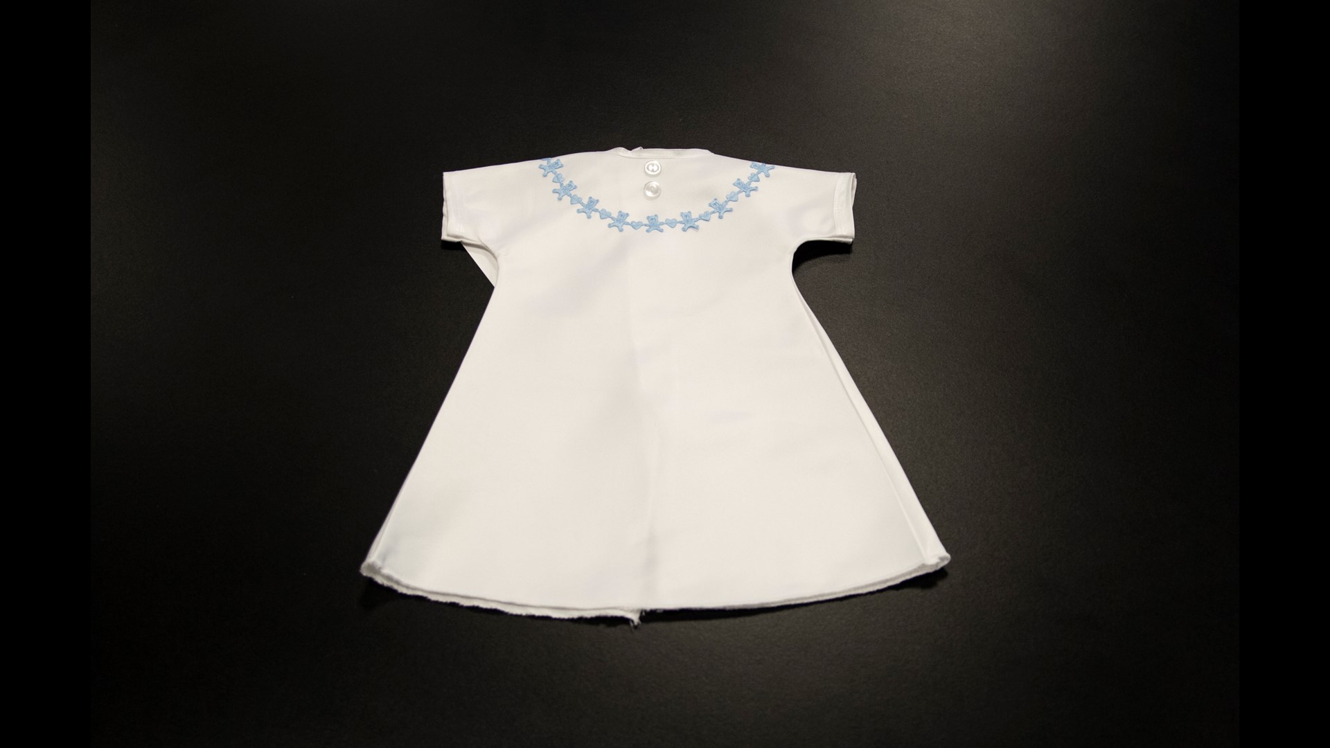 A love story: Wedding dresses turned into infant burial gowns | wusa9.com