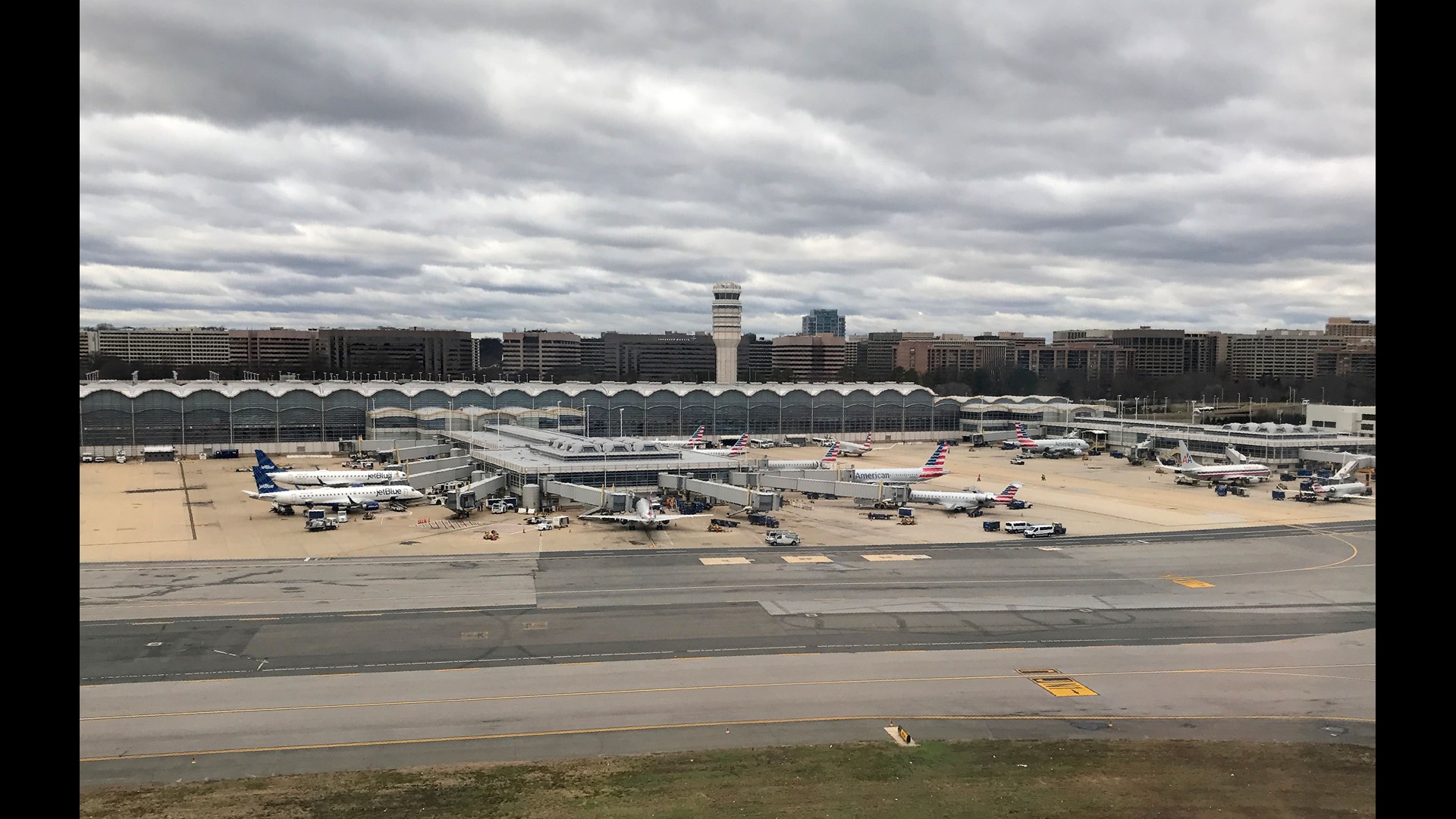 Ground stop lifted, delays remain at all DC area airports due to storms