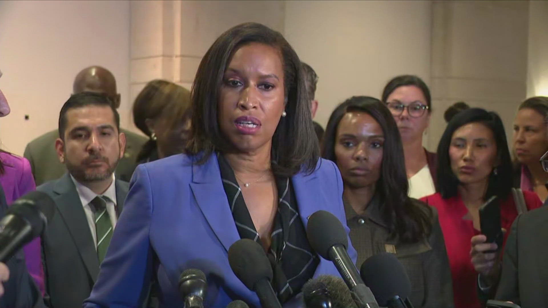 'The hearing was disgraceful' | Bowser questioned by House Oversight about  DC crime