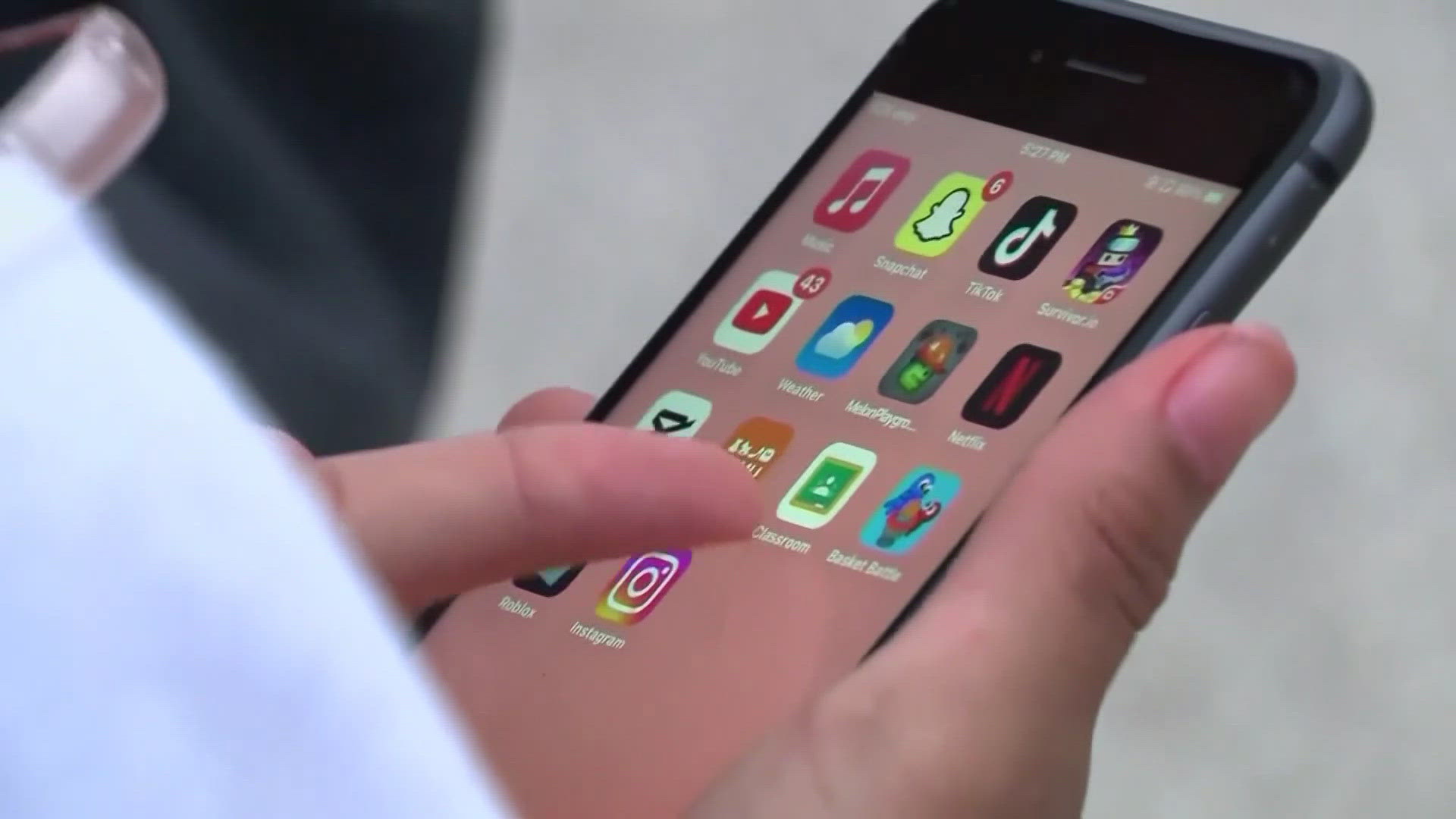DC schools could ban cellphones in classrooms | wusa9.com