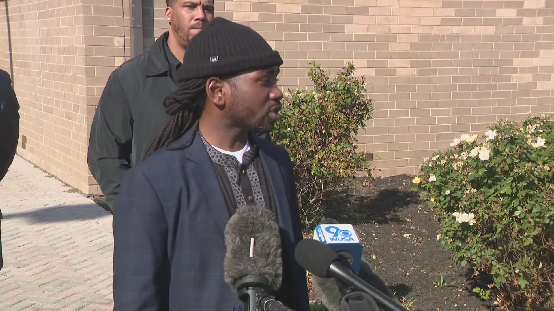 The DC Council is expected to meet Monday morning to consider ousting him from the council over bribery allegations, to which he has pleaded not guilty.
