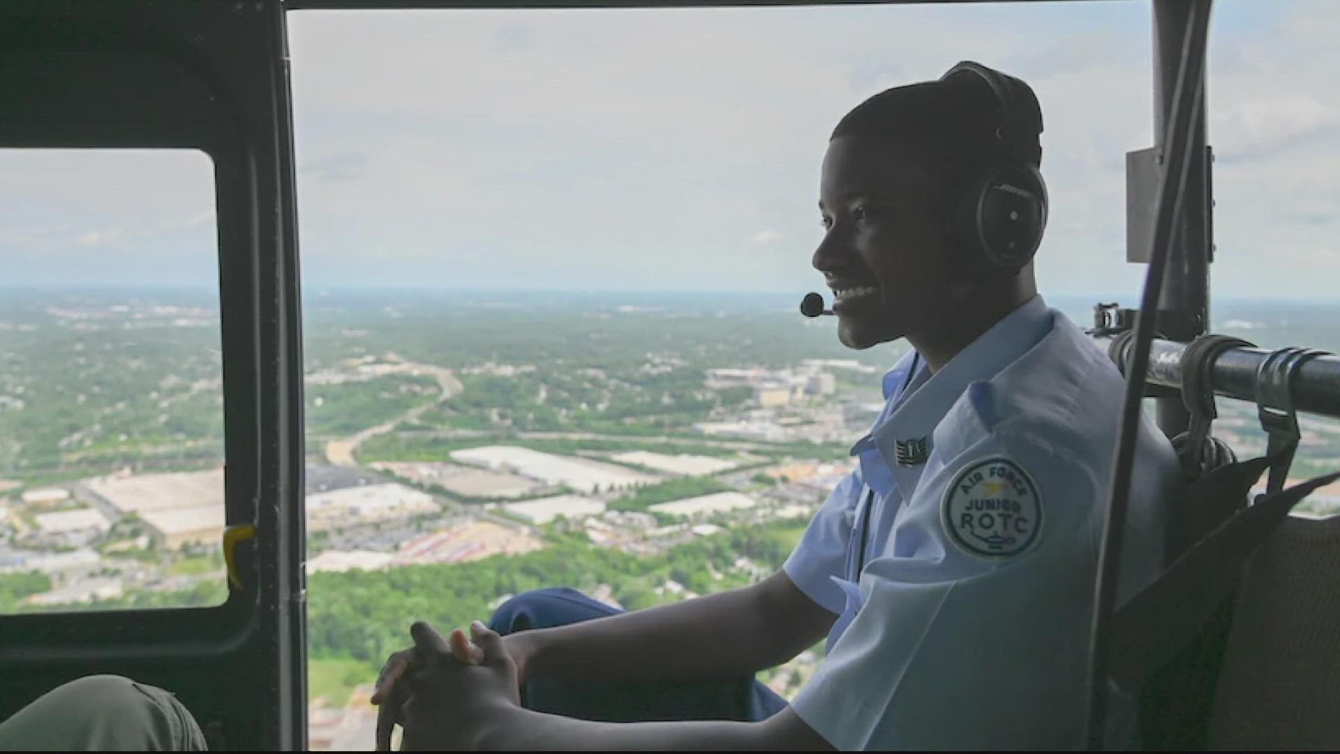 Caleb Smith had the opportunity to see D.C. monuments from a unique perspective in the air. A fellow pilot gifted Caleb with a special glider.