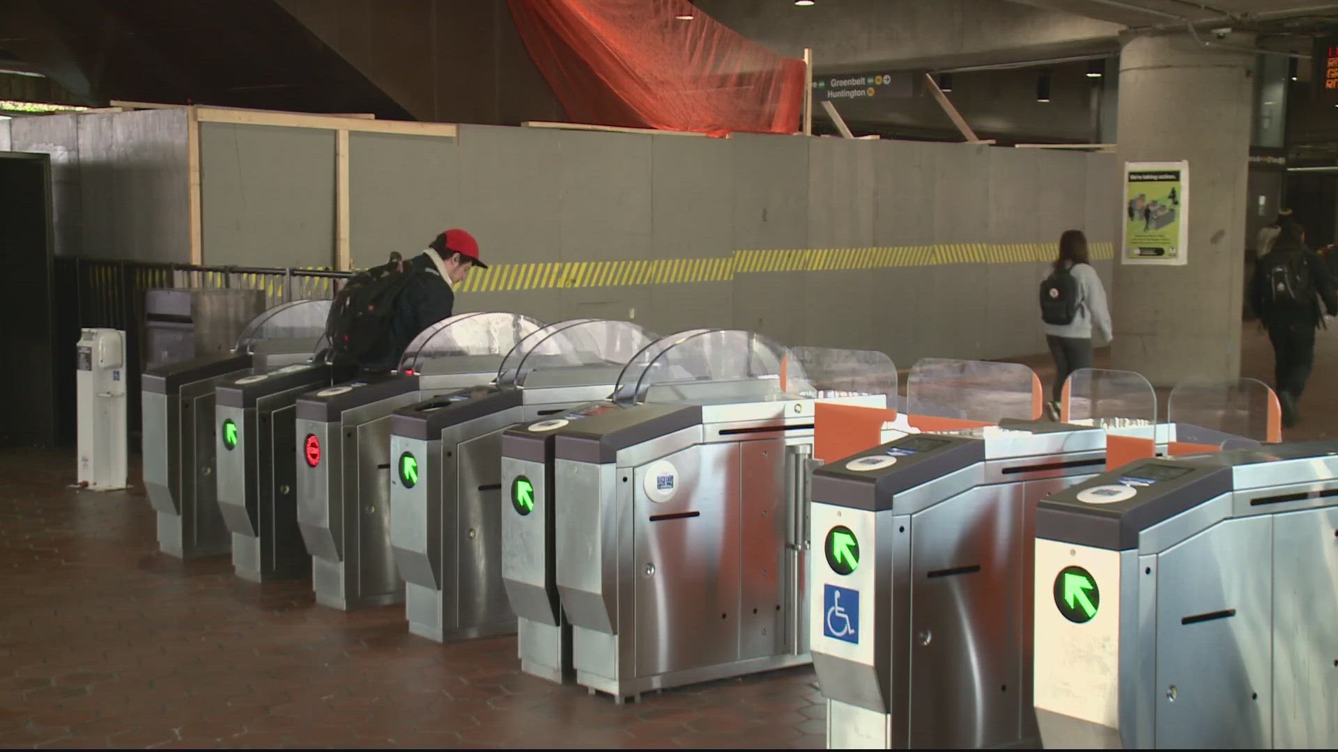 Metro has put new door-style gates at nine stations will talk about putting the new gates at more stations around the system.