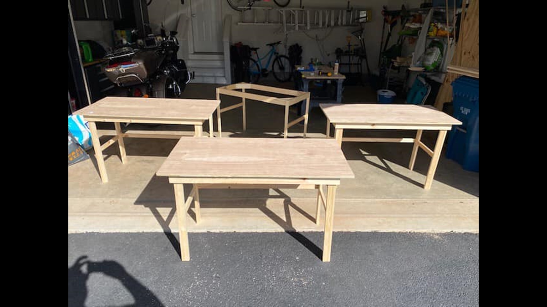 DesksByDads gets 1000k donation from Get Up Give Back