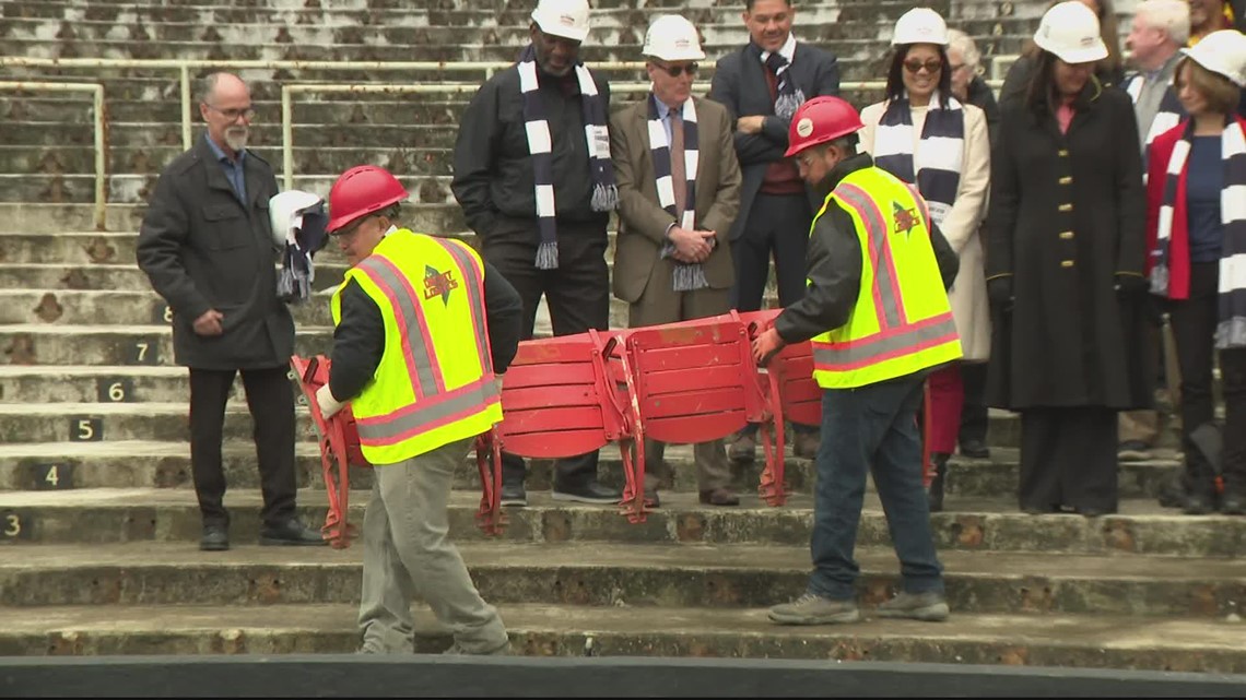 'End of an Era' | Last orange seats removed from lower bowl of RFK Stadium