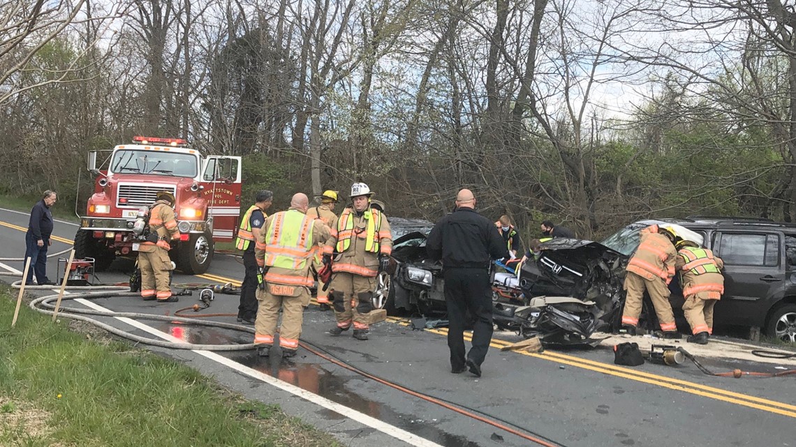 Clarksburg crash injures 6, including 2 children