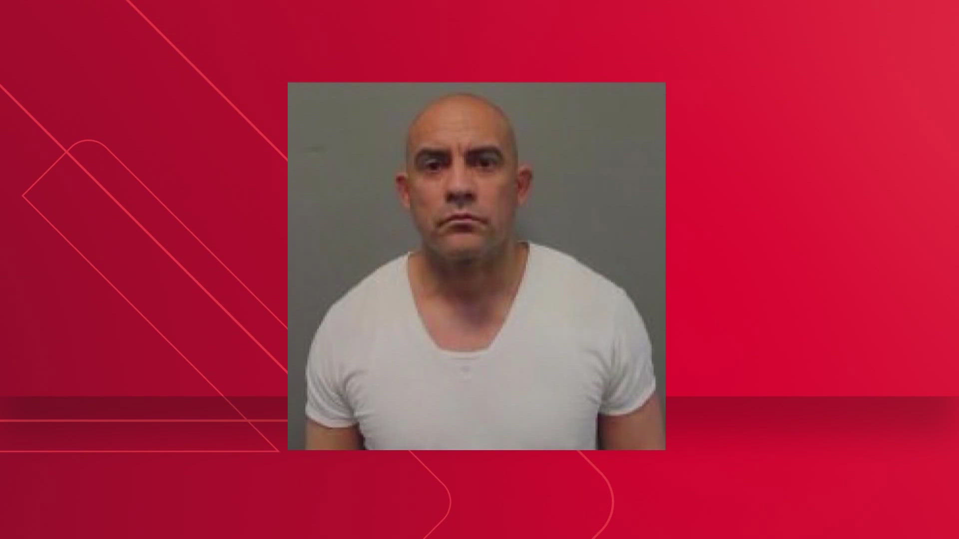 Prosecutors argued the FBI agent used aliases, as well as his tattoo parlor to create the illusion of a modeling agency, while using that guise to prey on women.