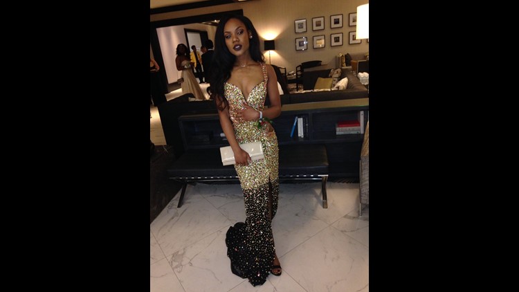 viral prom dress High schoolers are desperate to get this viral 'It' prom dress  with some  trying to 'buy it off' one another