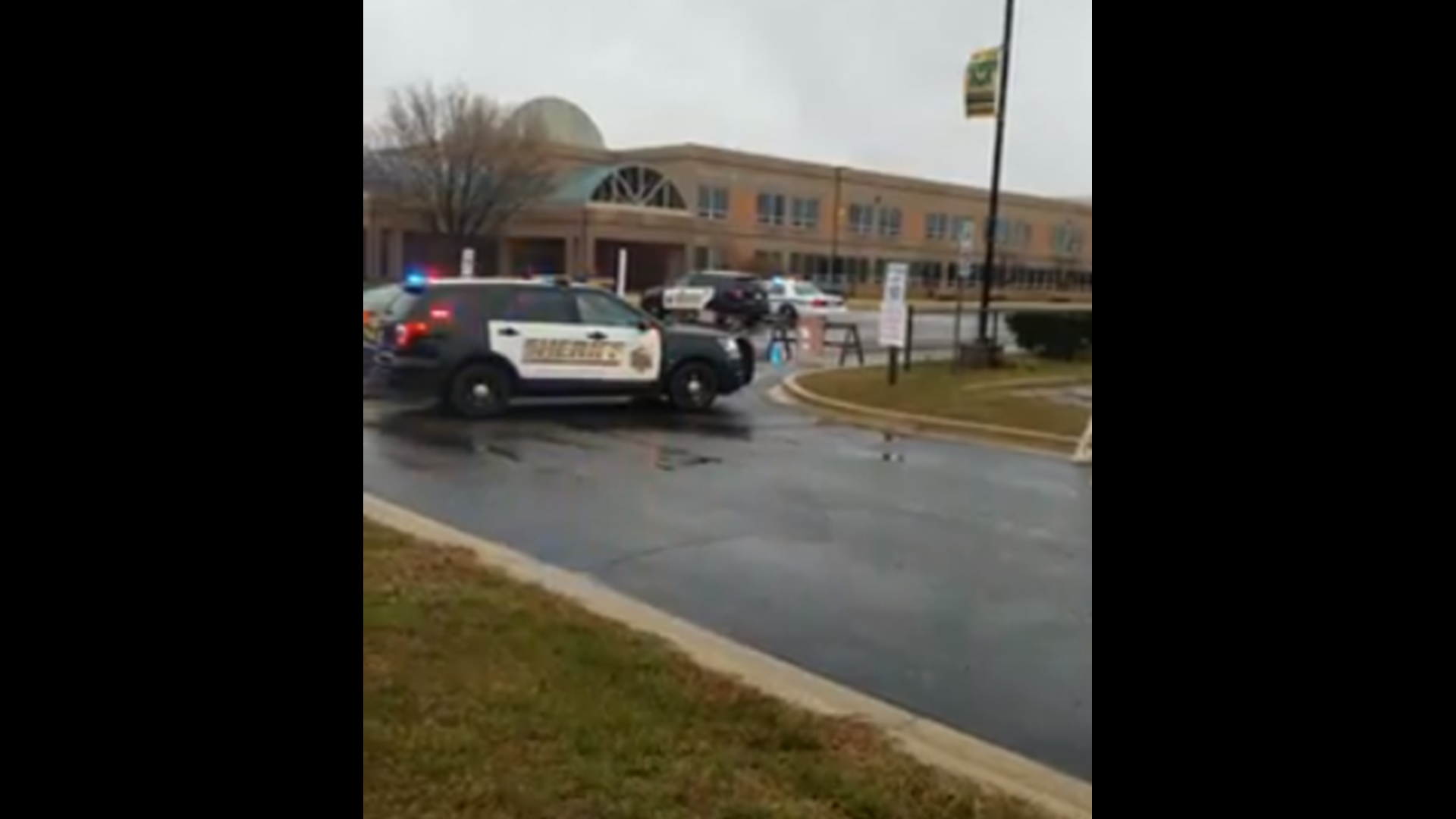 Shooter dead, 2 students injured in Great Mills High shooting | wusa9.com