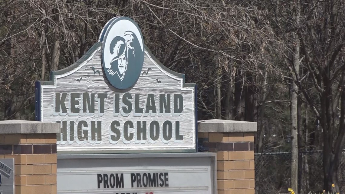 5 lacrosse players charged after Kent Island HS locker 