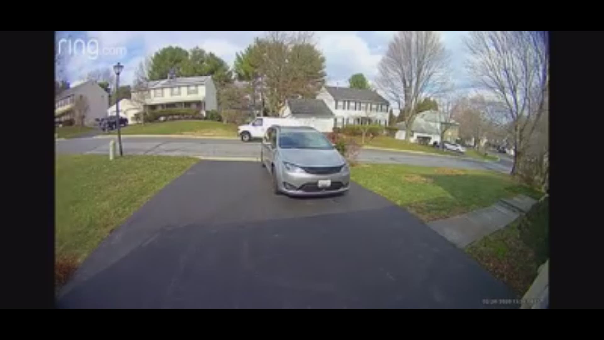 A suspect posing as a delivery driver tried to rob a home in Rockville, Maryland.