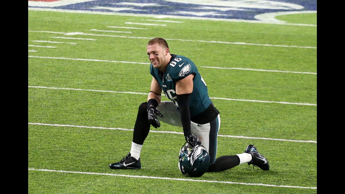 Did Philadelphia Eagles Players Kneel During the National Anthem in 2017?