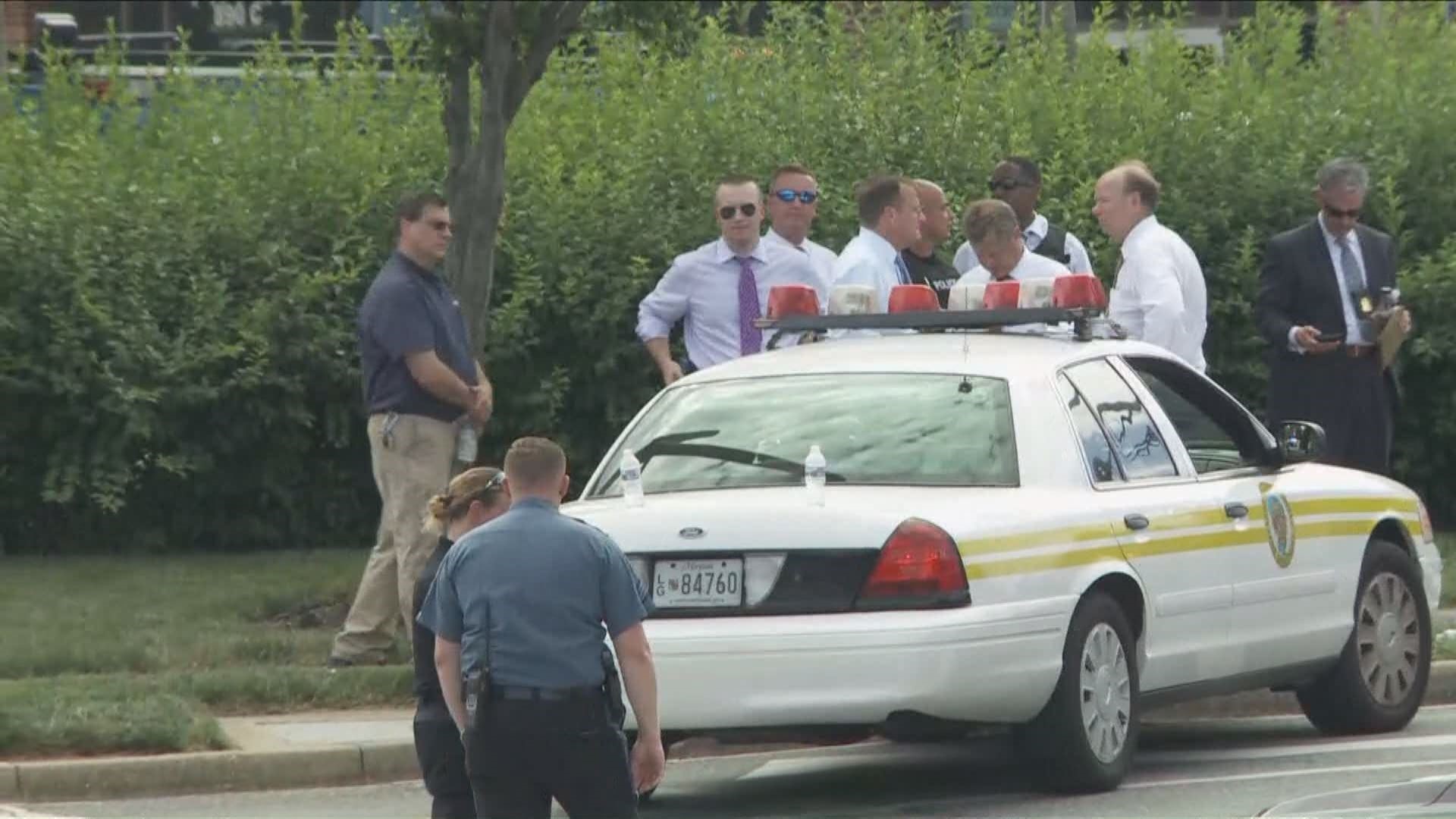 PHOTOS: Massive police response to fatal shooting at Capital Gazette ...