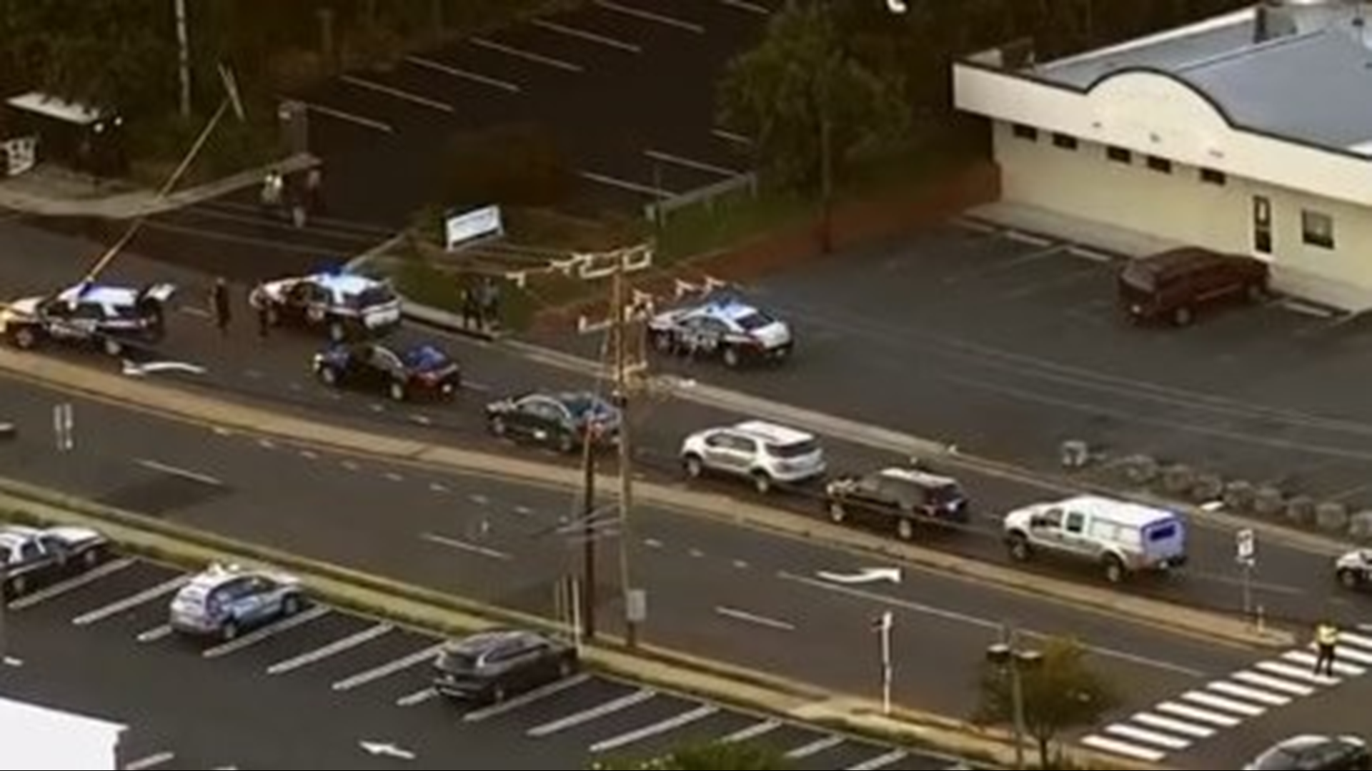 Pedestrian injured after being struck by car in Fairfax County | wusa9.com