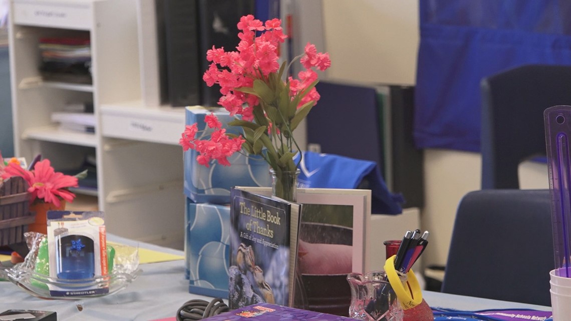 PGCPS veteran teachers open school store to gift school supplies to new