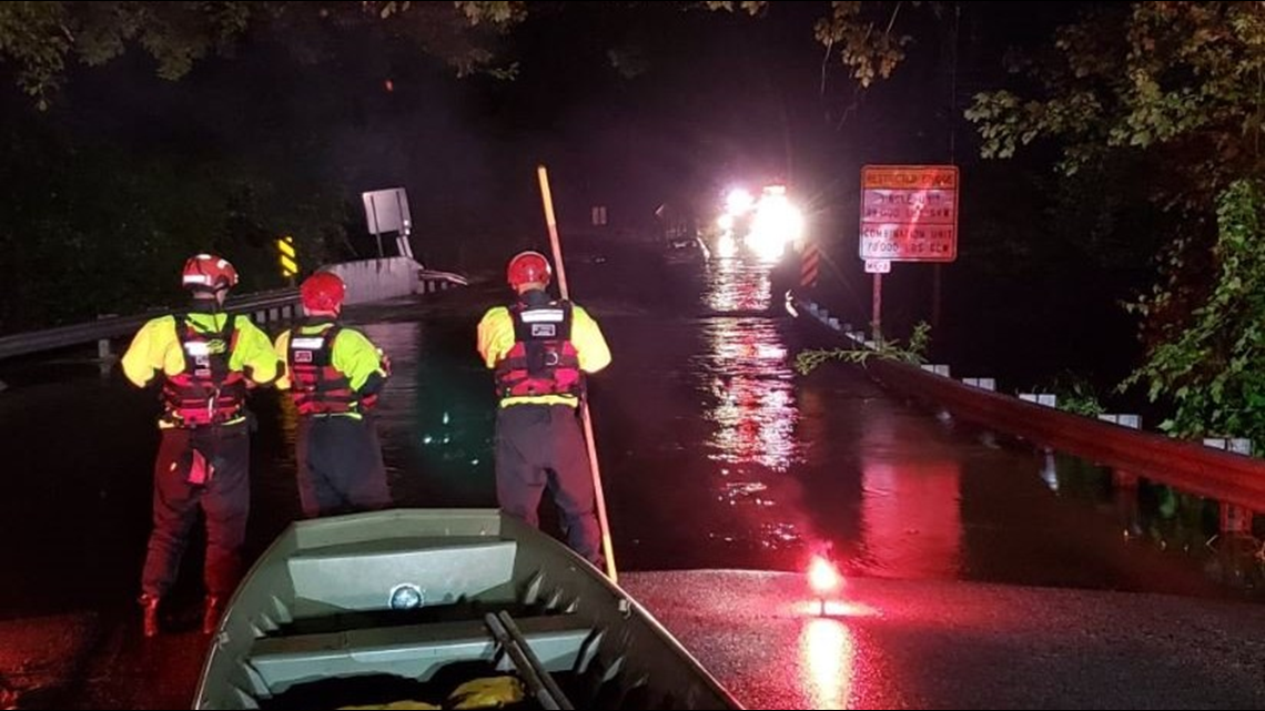 5 people rescued from high flood waters in Montgomery County | wusa9.com