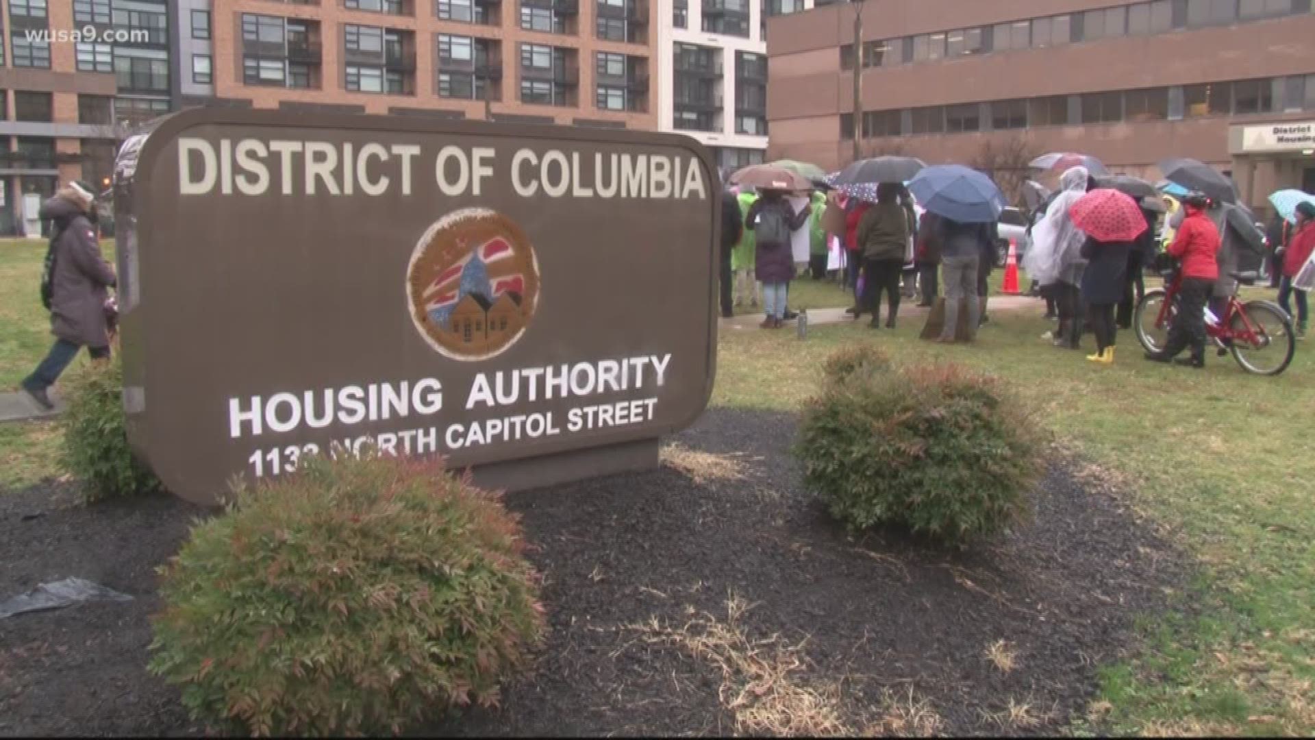 Public housing advocates say some residents could be evicted, but public housing officials insist nobody will be evicted as part of its major overhaul.