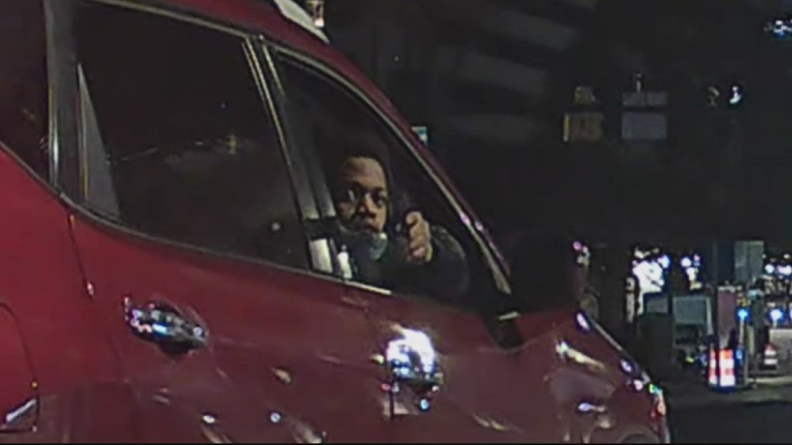Attempted carjacking caught on camera in Bethesda