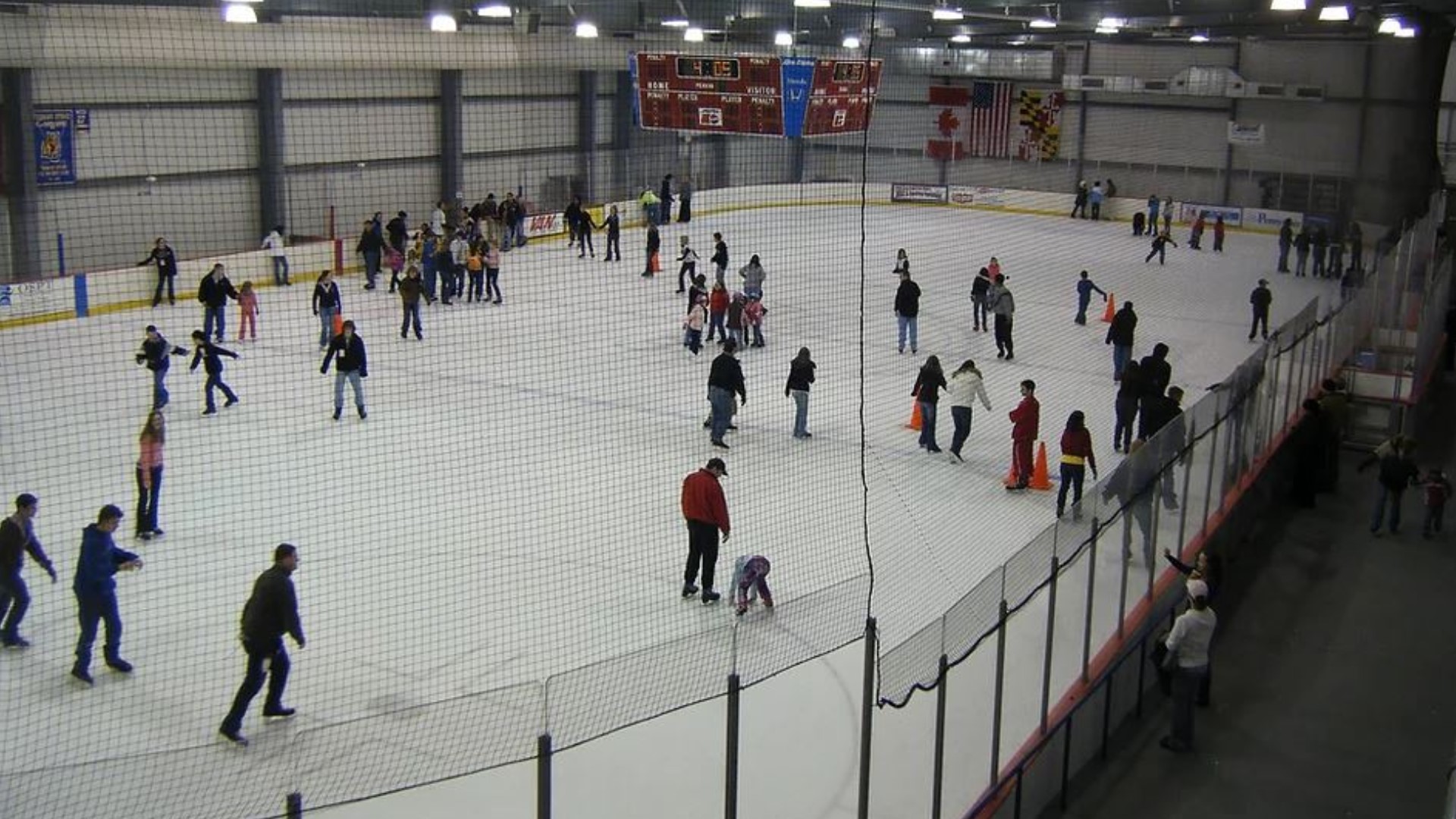 Capital Clubhouse hockey Waldorf Maryland Boy hit by puck dies