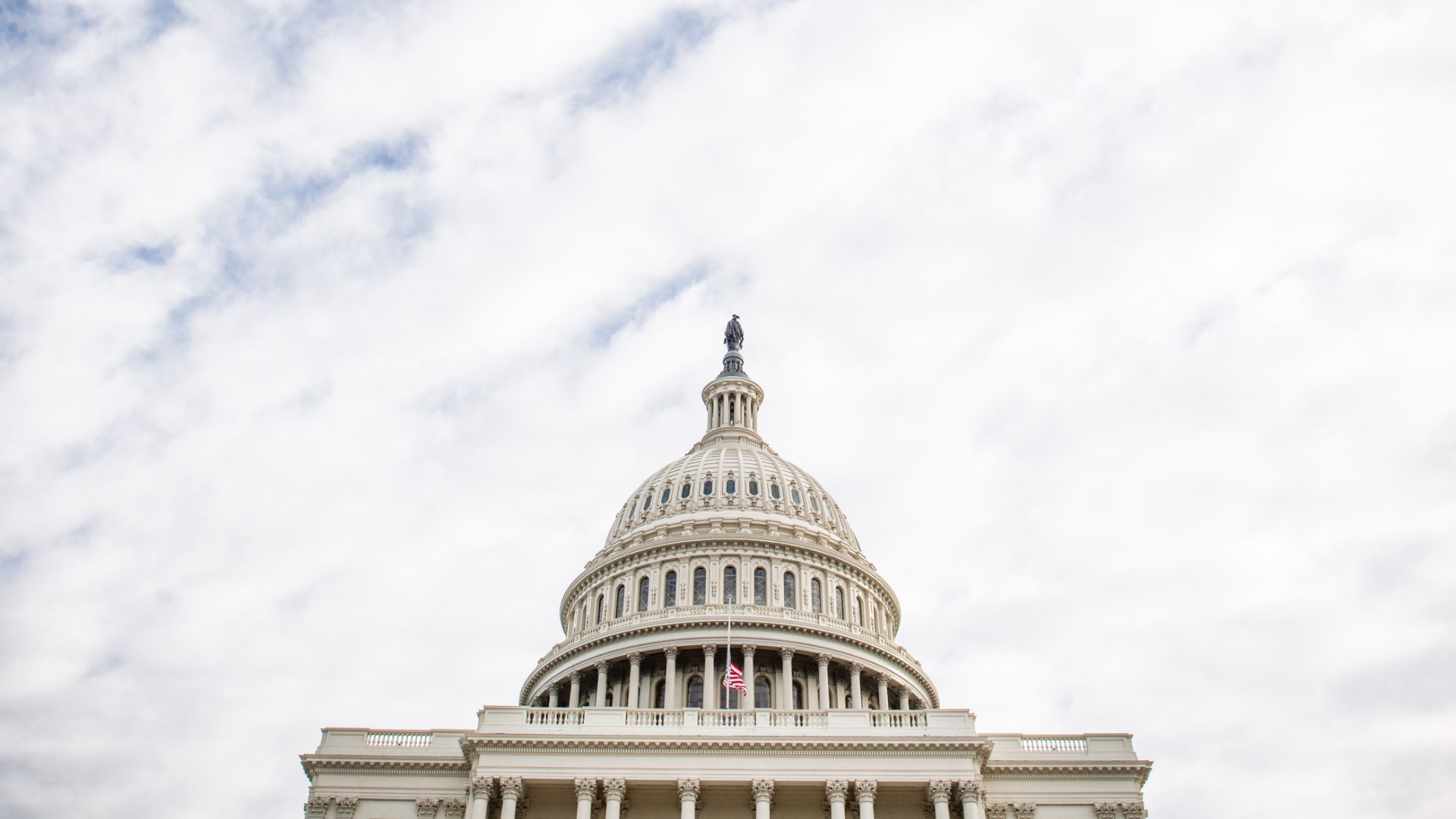 Free burgers, discounted drinks, museum admission DC bars and