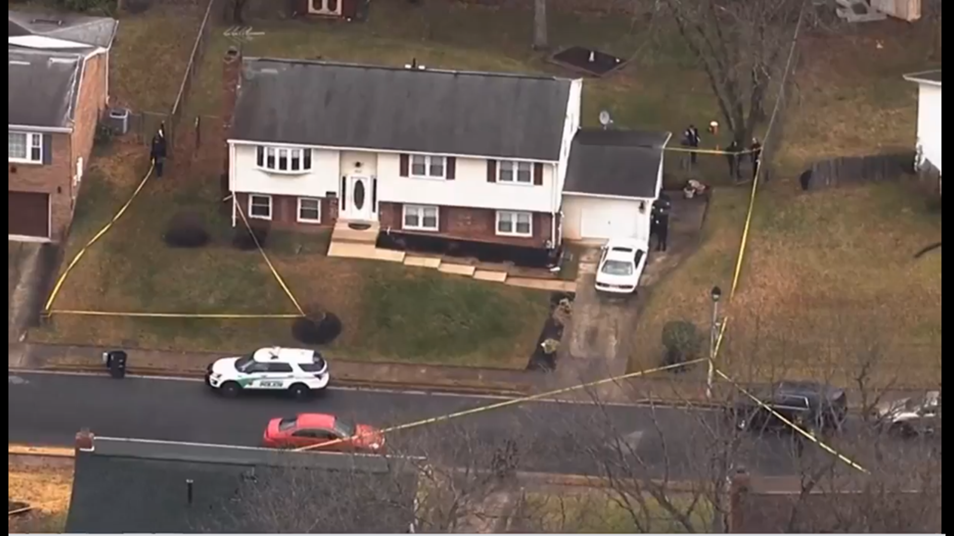 Man found dead in backyard of house in Lanham | wusa9.com