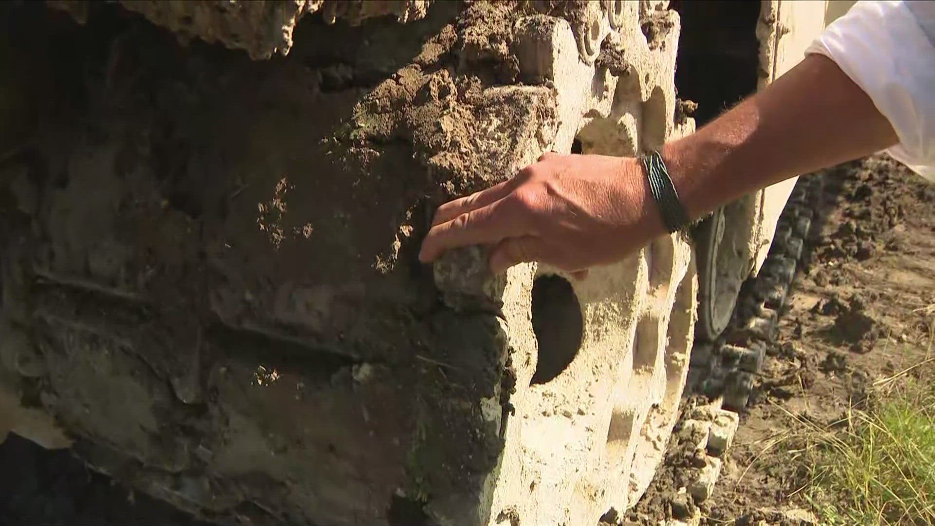 Our investigative team went there to get answers about how the Army plans to protect DC's streets... from those heavy tanks. 