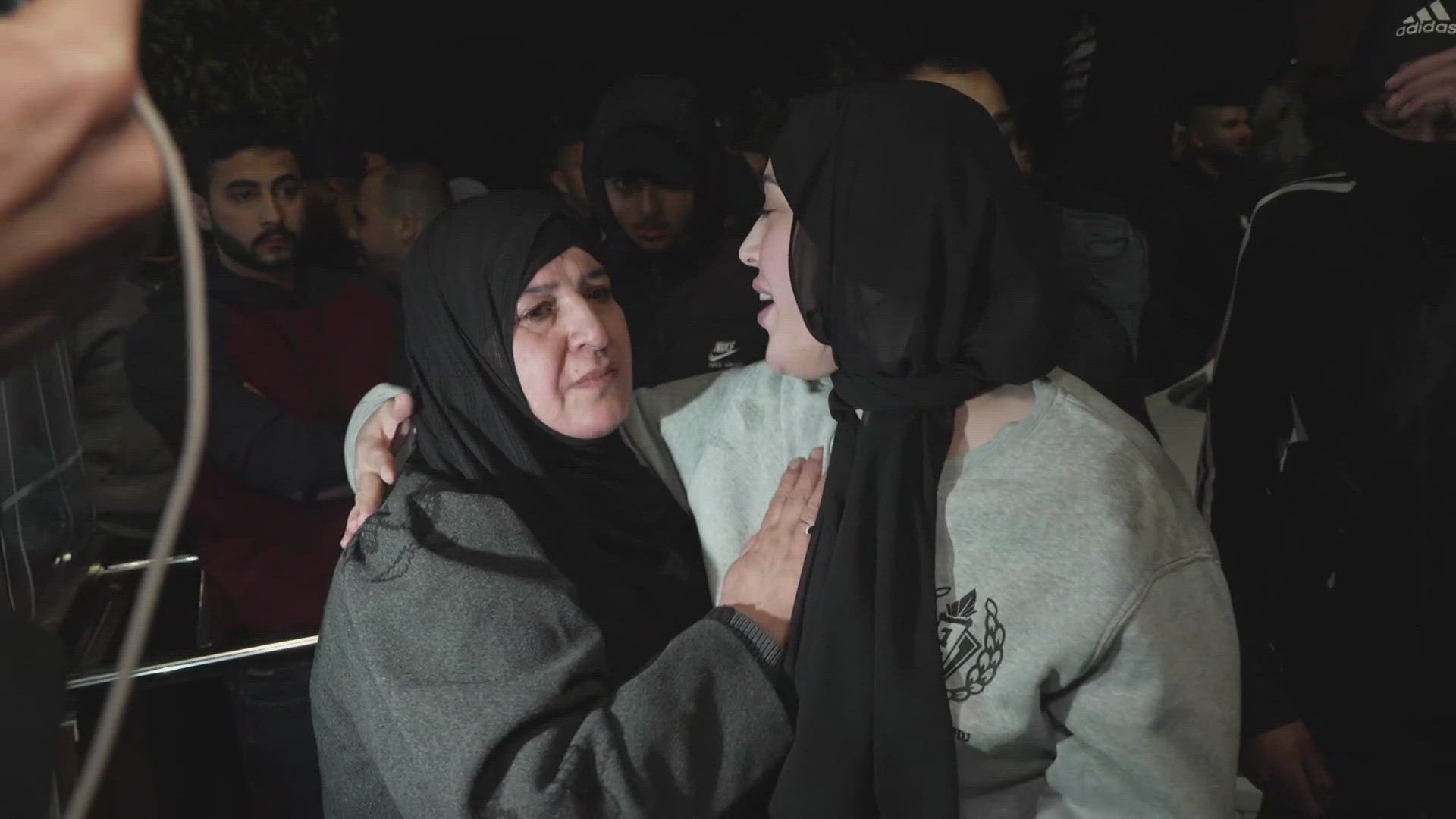 Ceasefire between Israel and Hamas goes into effect after nearly 3-hour ...