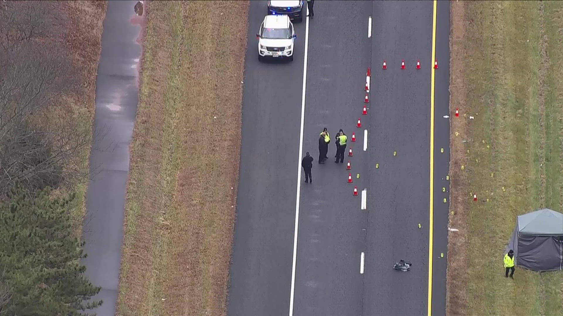 Man found dead in median of Fairfax County Parkway | wusa9.com