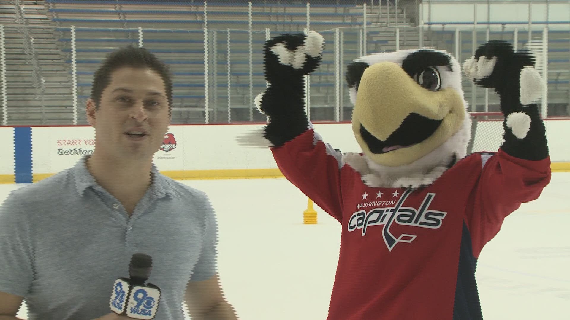 Typically it's professional athletes getting the attention at the Medstar Capitals Iceplex. But on a recent visit, WUSA9 couldn't help but notice Paul Mason.