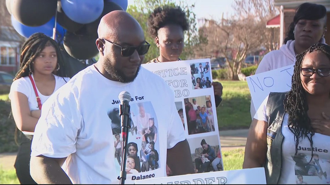Family holds vigil for 17-year-old killed by Park Police in DC