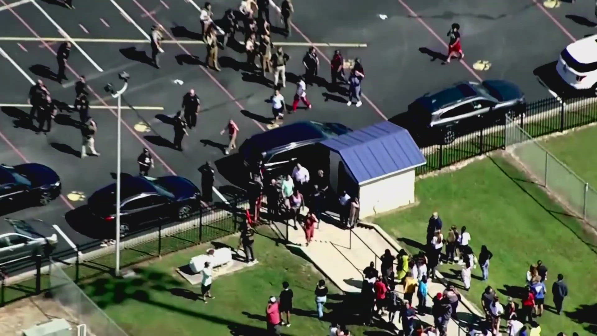 Georgia high school shooting: At least 4 dead, 9 hospitalized; suspect ...