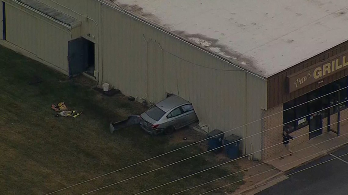 Car crashes through wall of Rockville restaurant