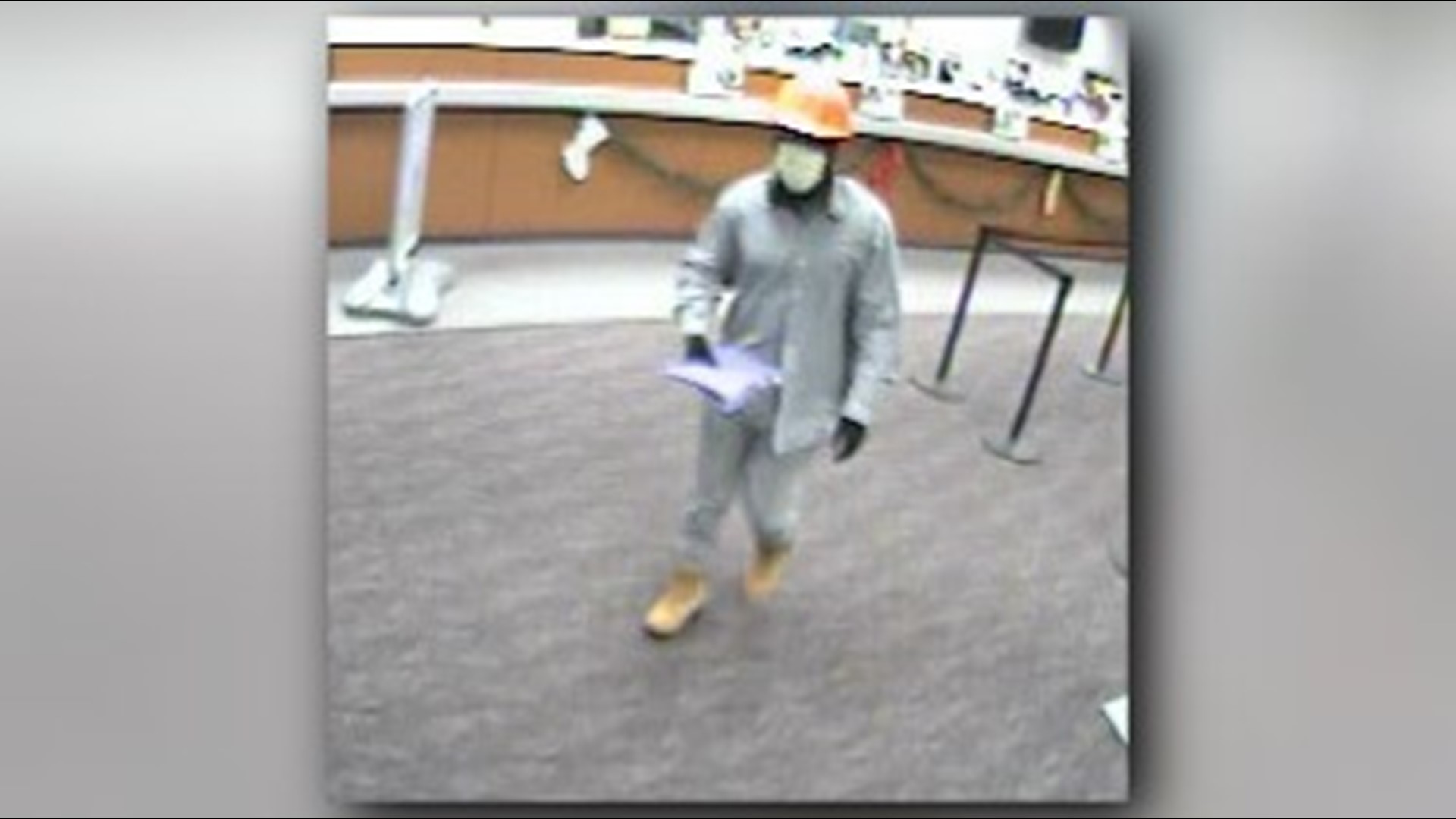 Police search for suspect in Fairfax bank robbery